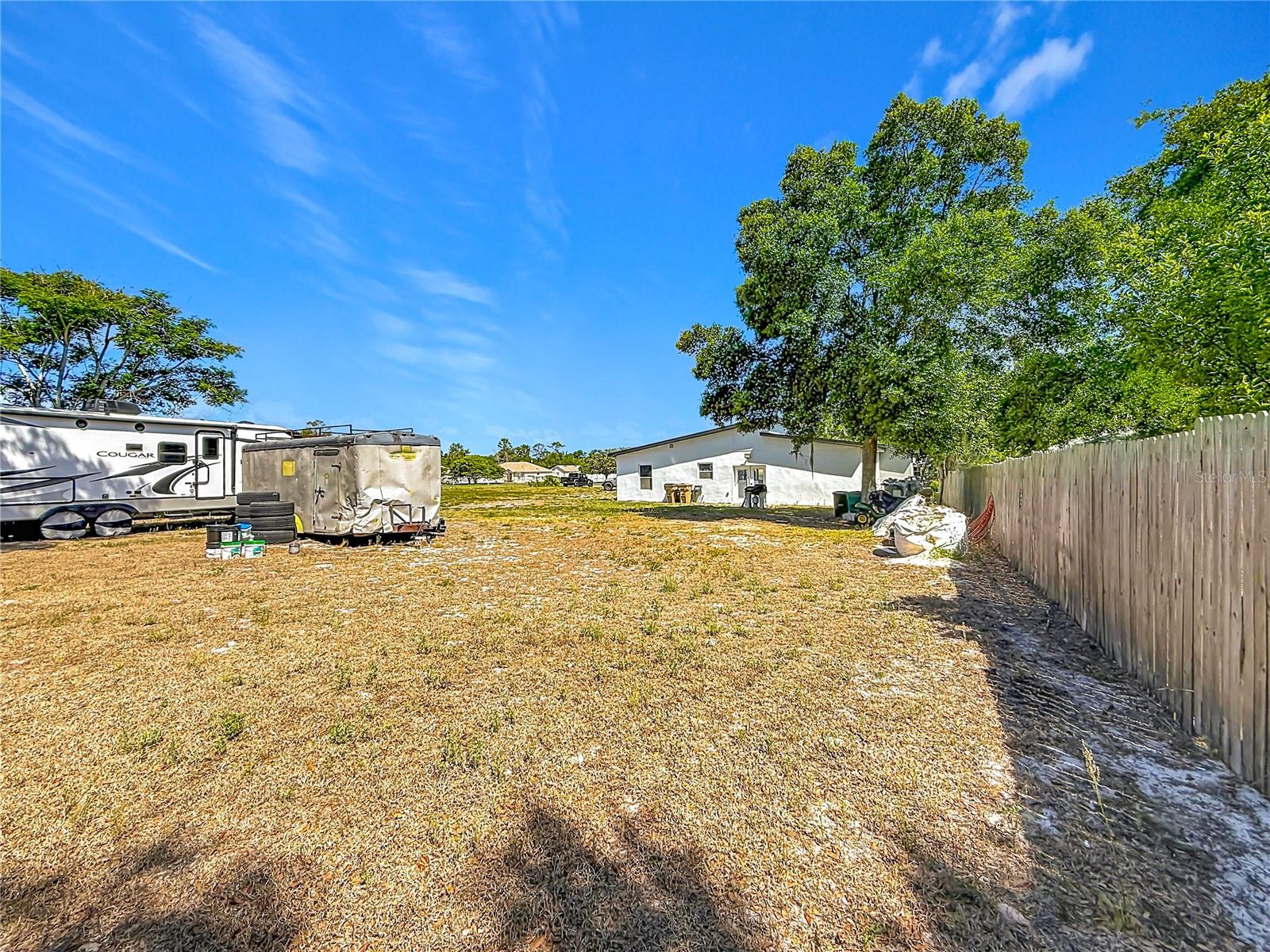 NO SUBDIVISION NAME - Residential