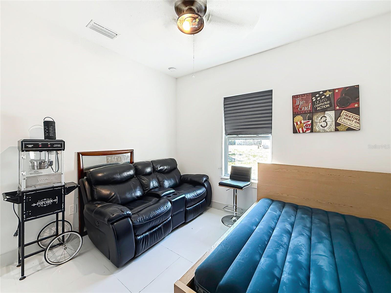 NO SUBDIVISION NAME - Residential