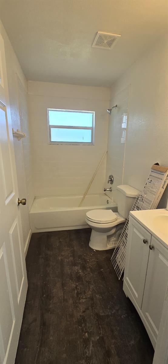 PORT CHARLOTTE SEC 052 - Residential Lease