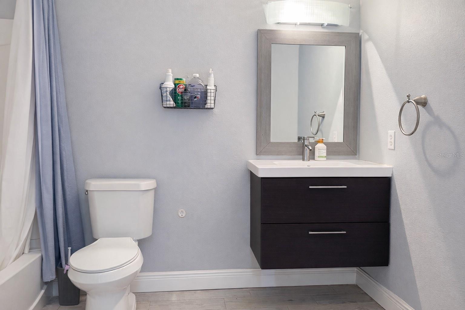 EAGLE POINT - Residential