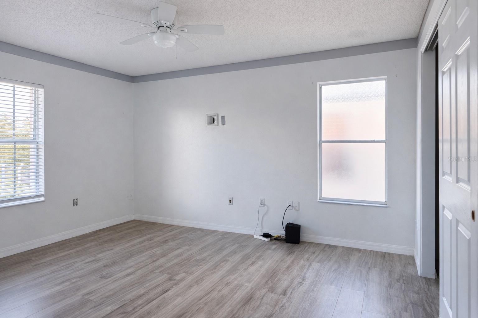 EAGLE POINT - Residential