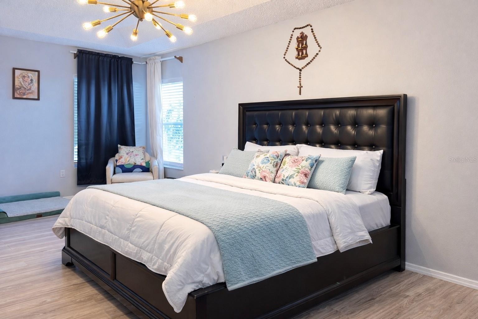 EAGLE POINT - Residential