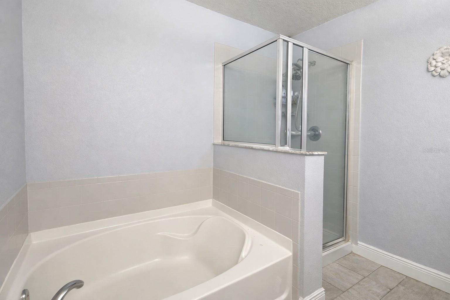 EAGLE POINT - Residential