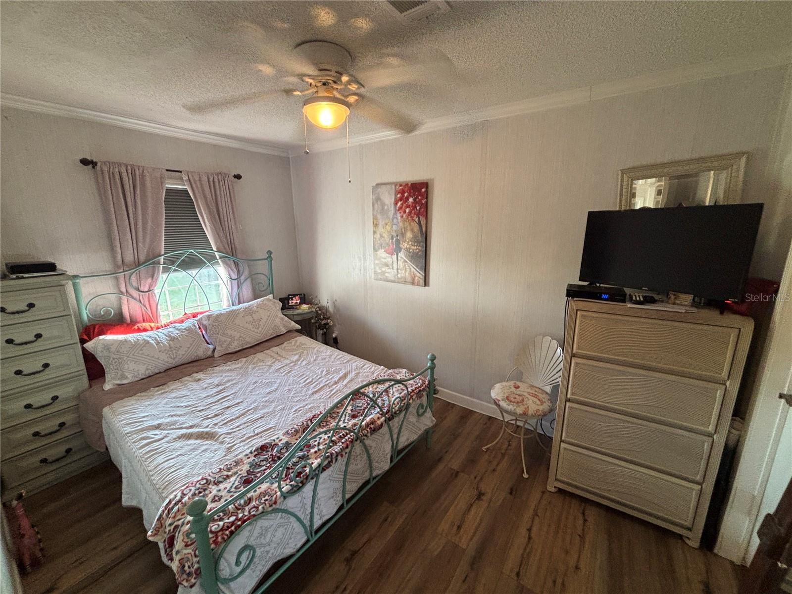 WOODS & LAKES - Residential