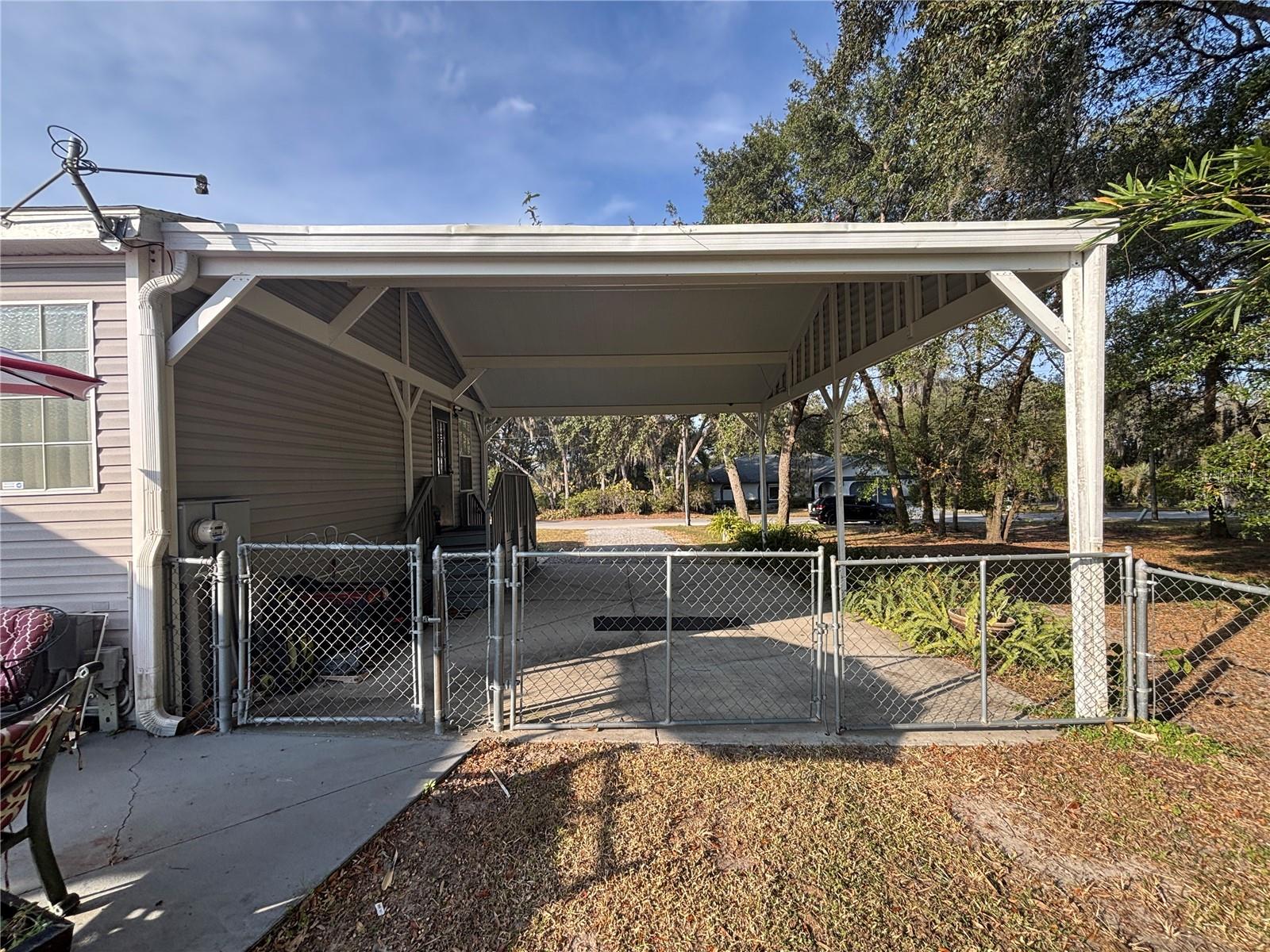 WOODS & LAKES - Residential