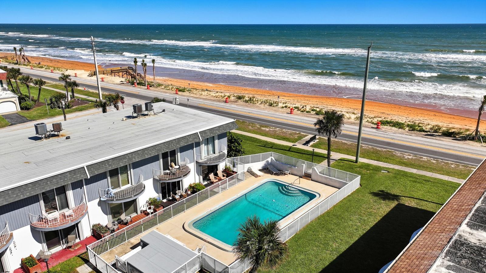 MADEIRA VILLA & MADEIRA VILLA 02 - Residential