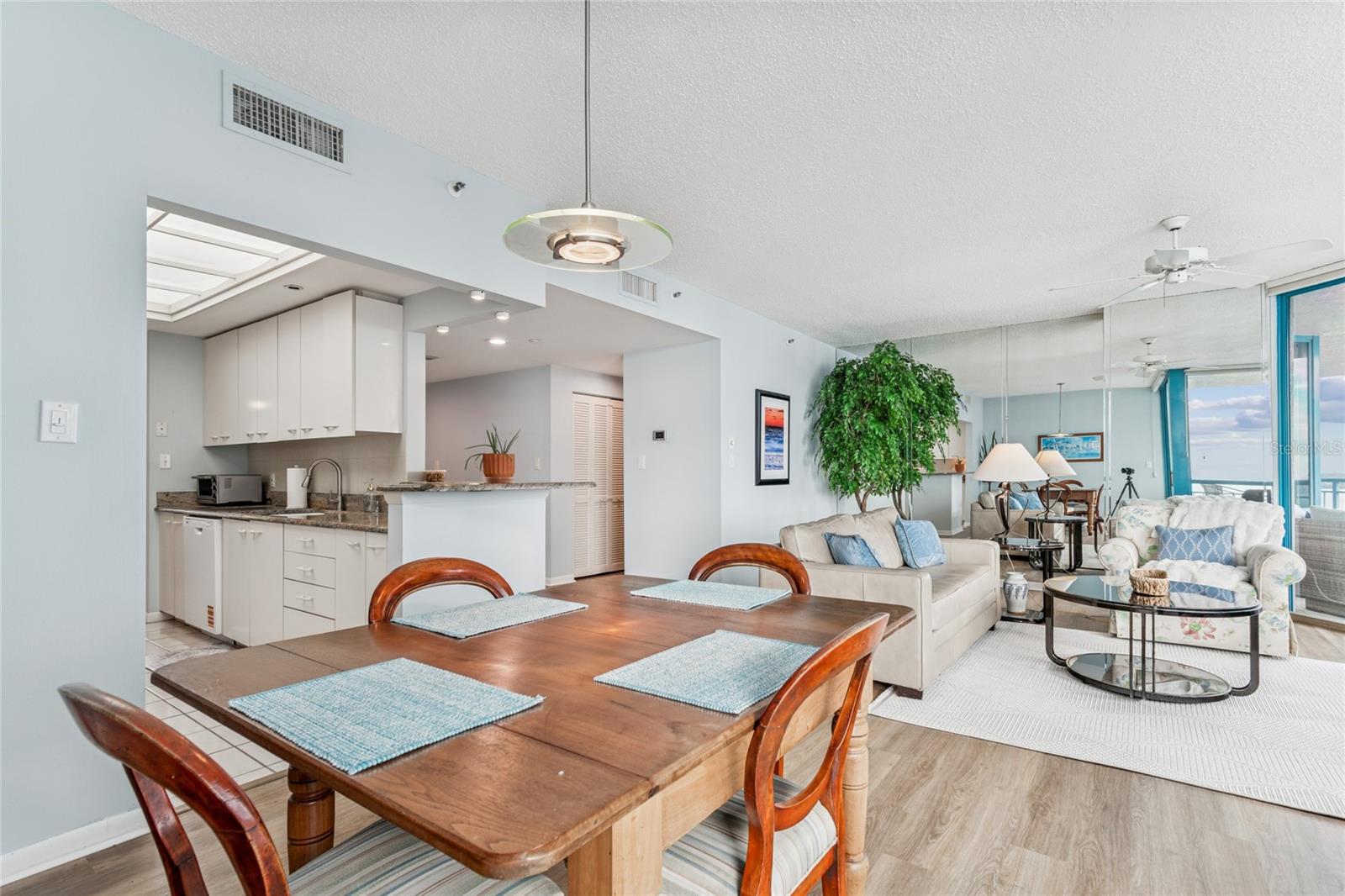 ULTIMAR ONE CONDO - Residential Lease