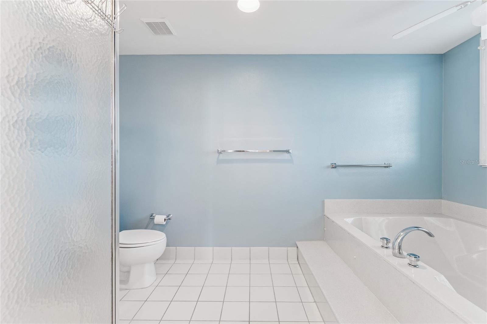 ULTIMAR ONE CONDO - Residential Lease