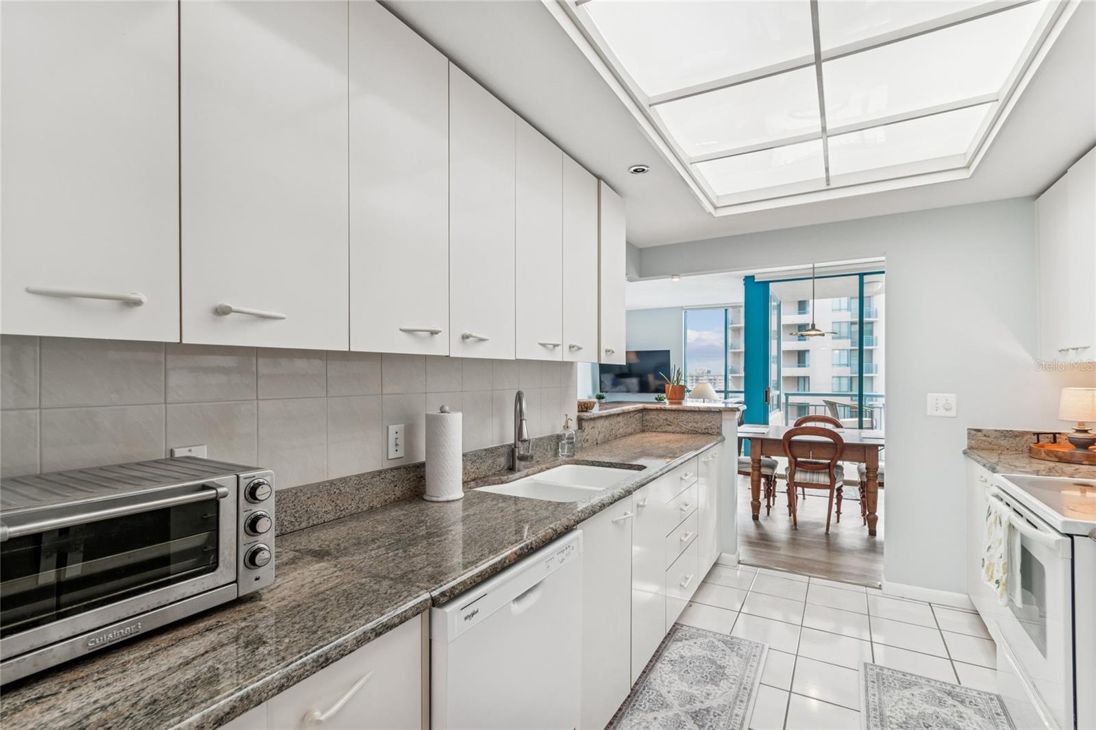 ULTIMAR ONE CONDO - Residential Lease