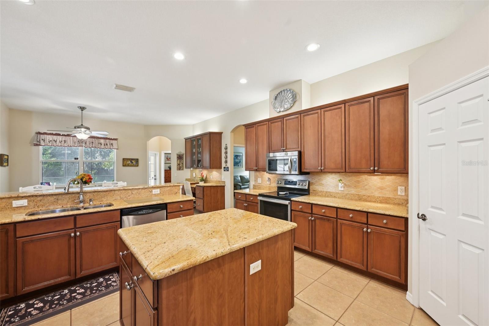 MILL CREEK PH VII-B - Residential