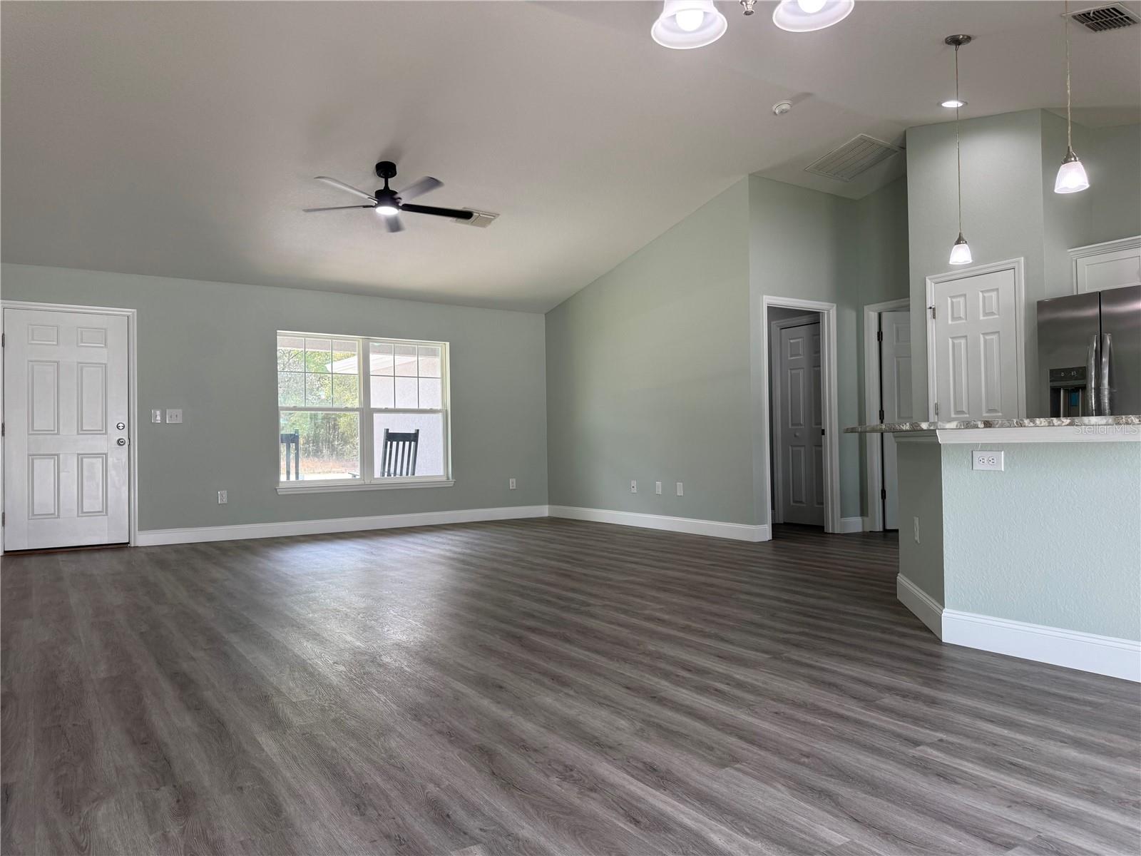 ROLLING RANCH ESTATE - Residential