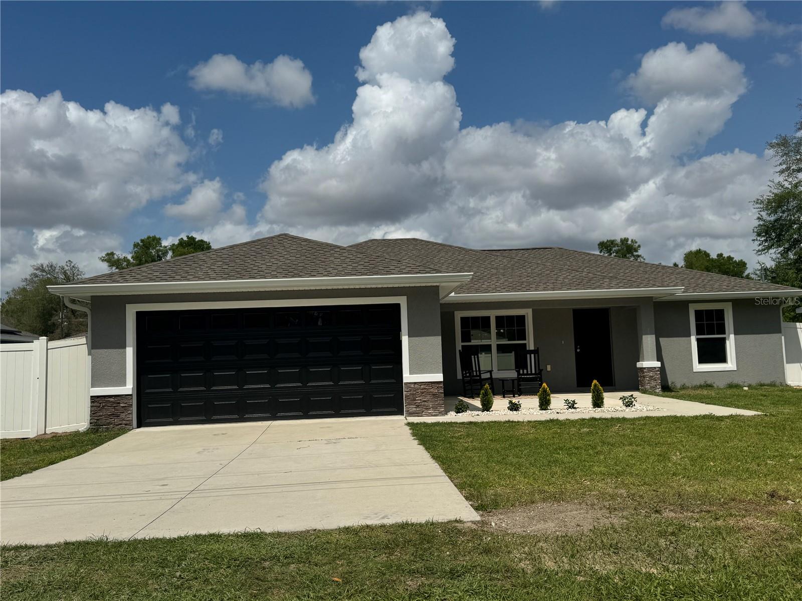 ROLLING RANCH ESTATE - Residential