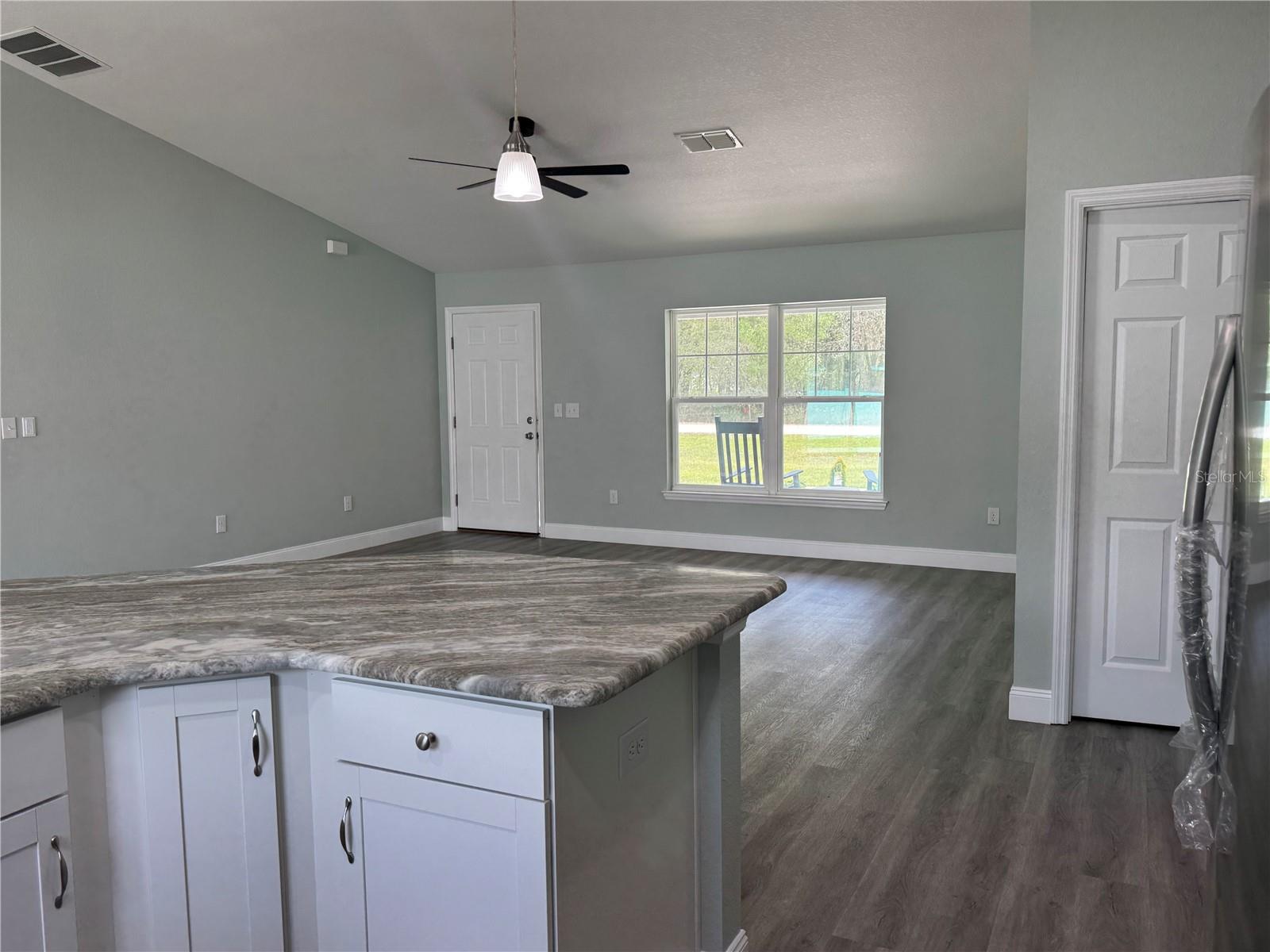 ROLLING RANCH ESTATE - Residential