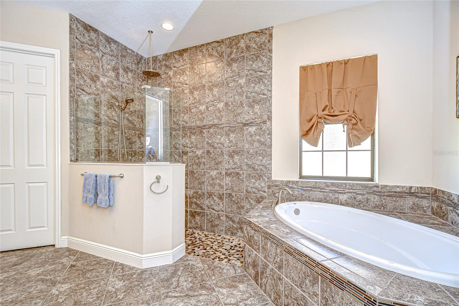 WATERLEAF - Residential