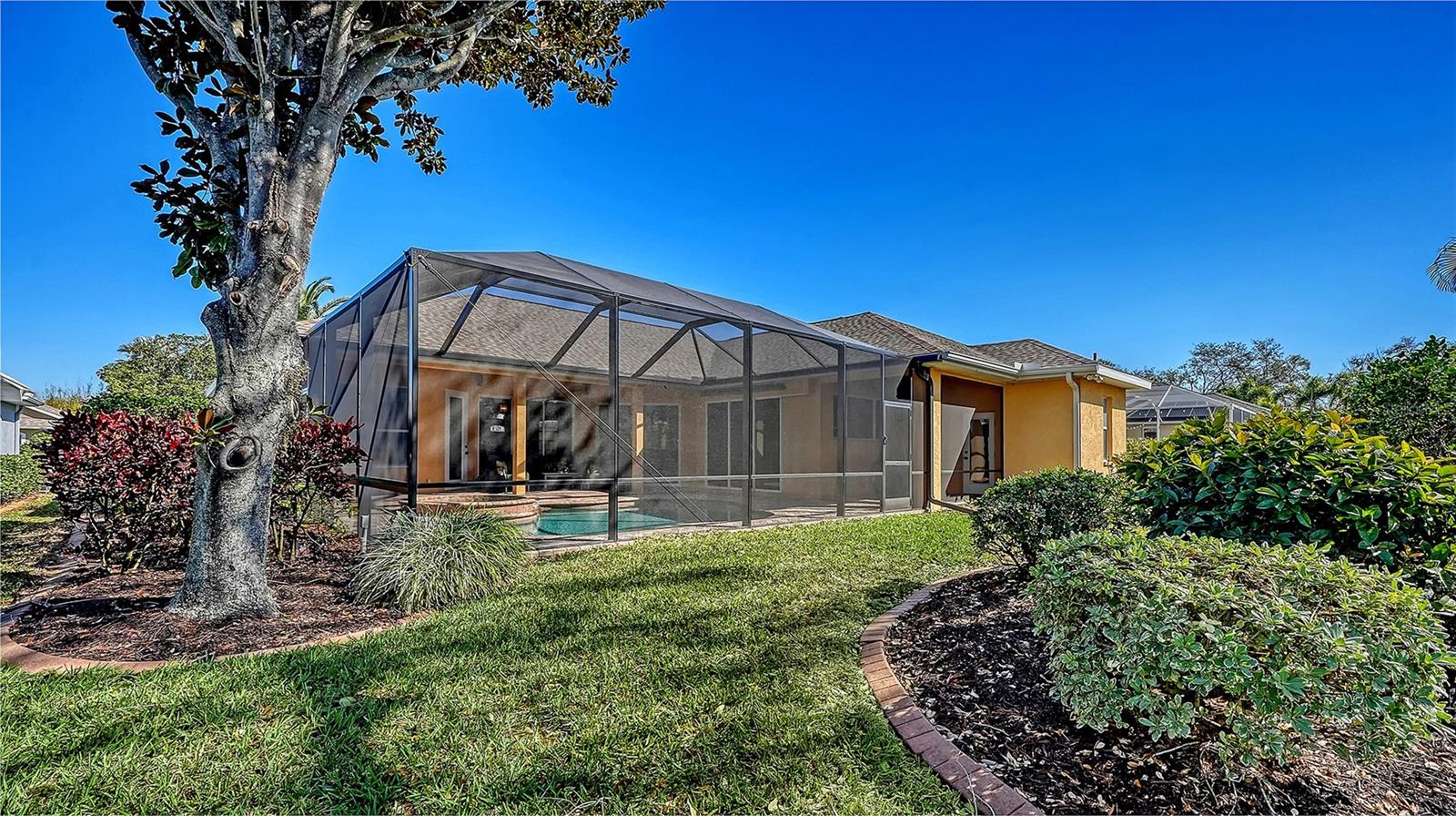 MAGNOLIA POND - Residential