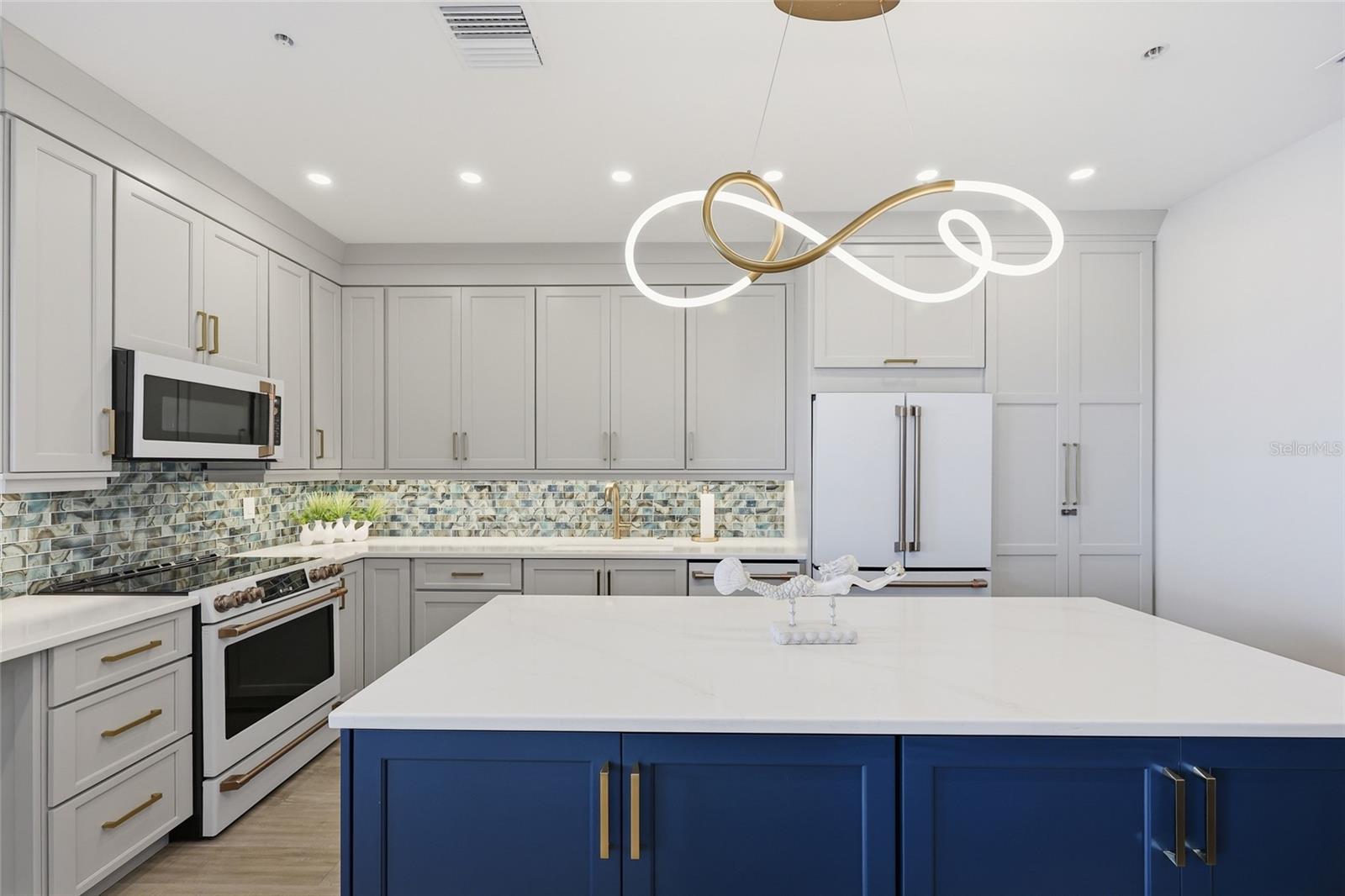 TIDES BEACH CLUB CONDO - Residential