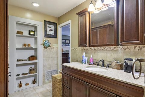 Tiny photo for 1105 S 9th Street, Leesburg, FL 34748 (MLS # G5104223)