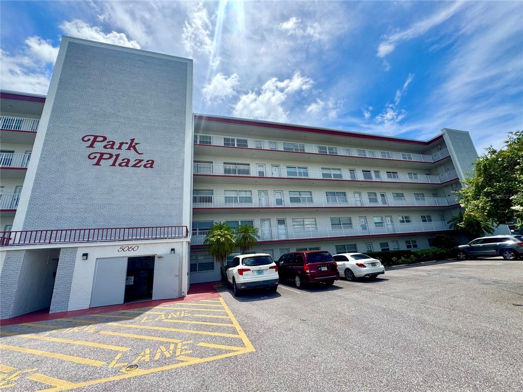 Photo of 5060 76th Avenue N #112, Pinellas Park, FL 33781 (MLS # TB8546874)