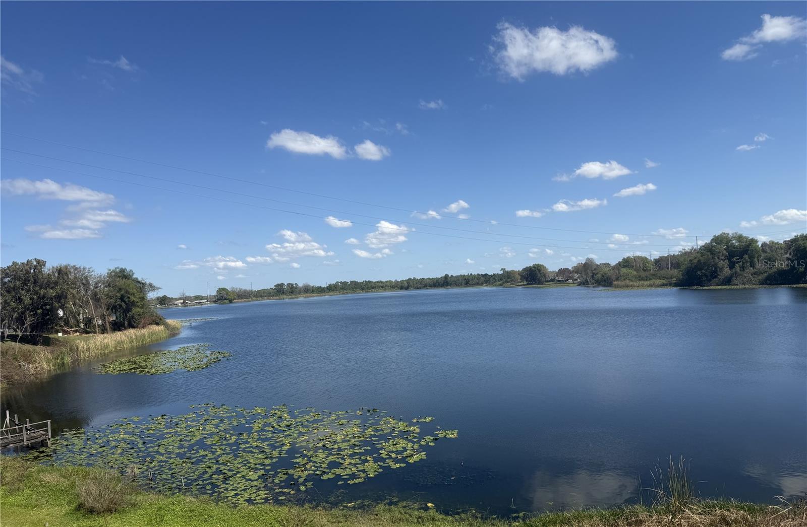 COUNTRY LAKE CONDO PH 01 - Residential