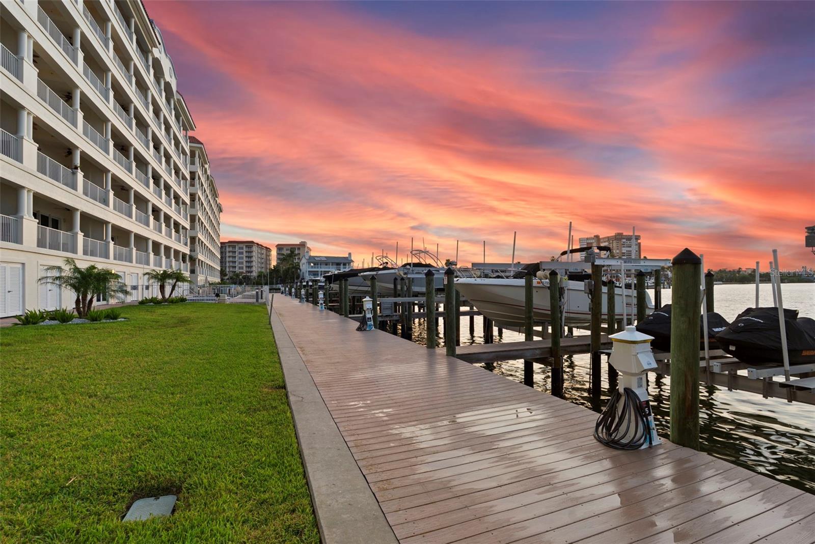 17717 GULF BOULEVARD 604