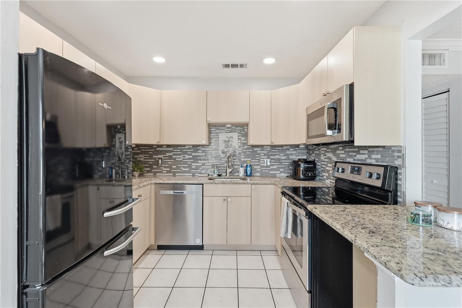 TRADEWINDS CONDO - Residential