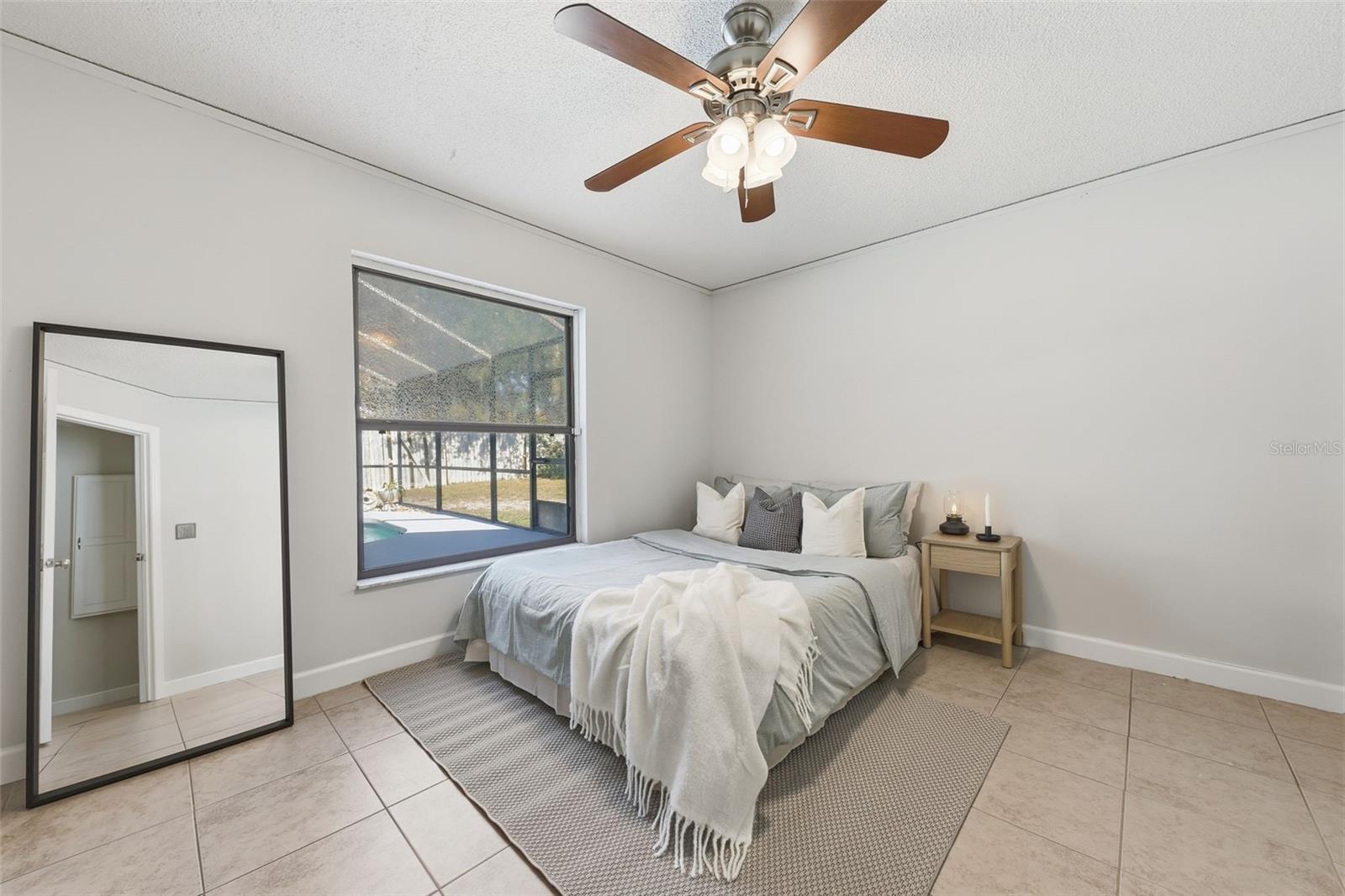 SUNRISE UNIT TWO C - Residential