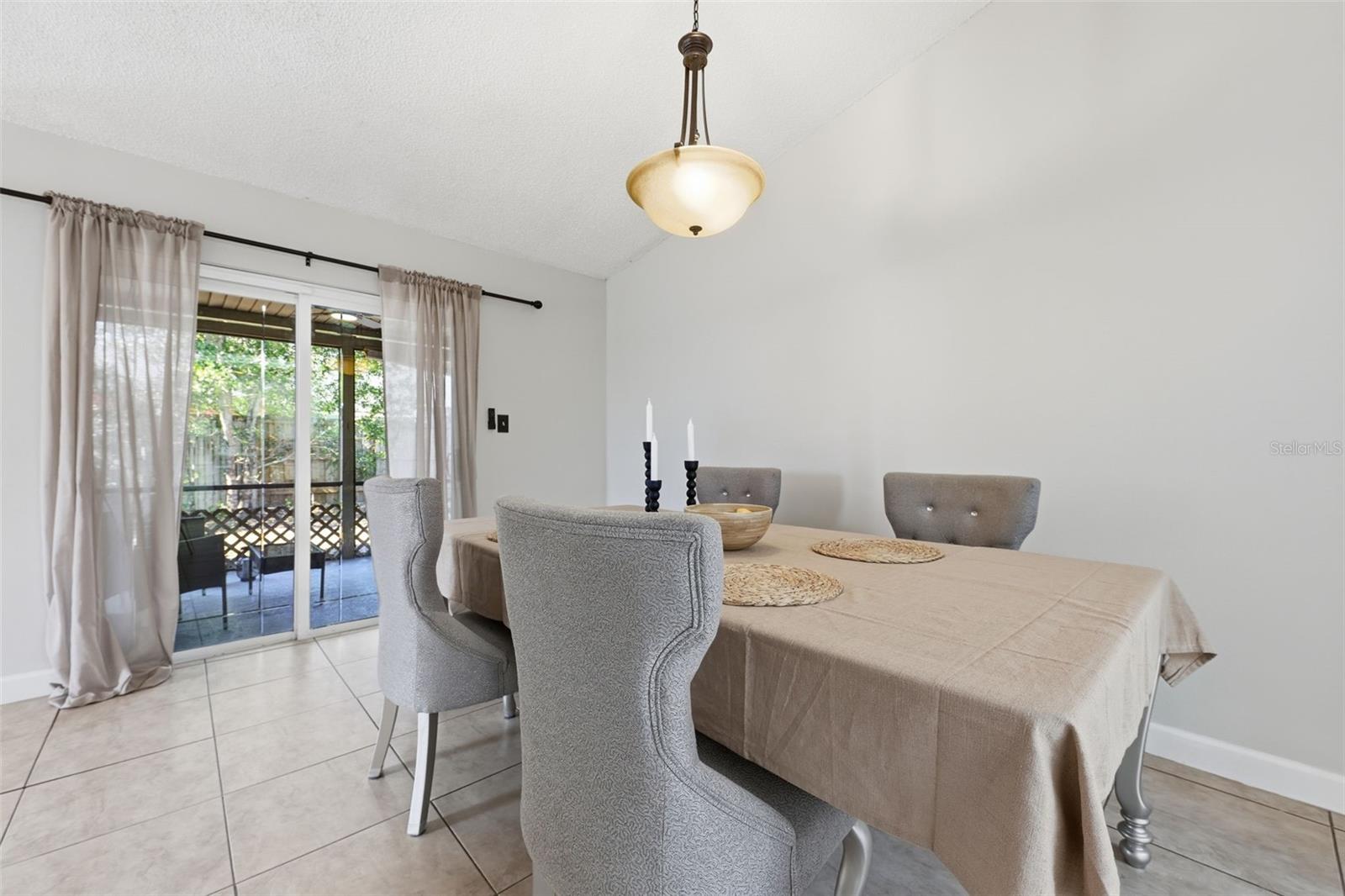 SUNRISE UNIT TWO C - Residential