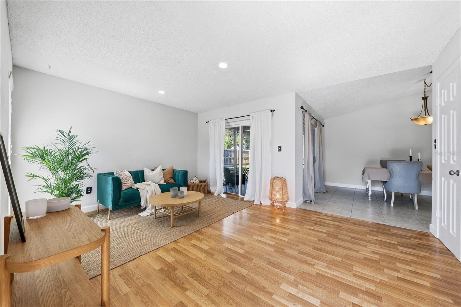 SUNRISE UNIT TWO C - Residential