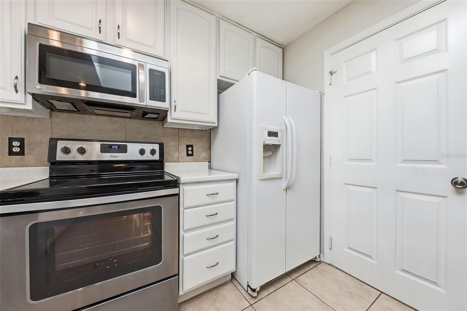 SUNRISE UNIT TWO C - Residential