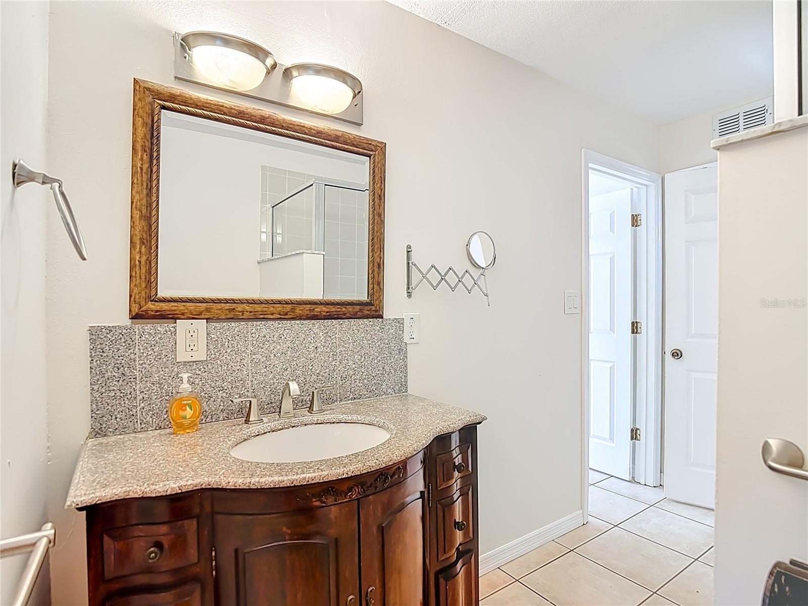 CEDAR GROVE - Residential