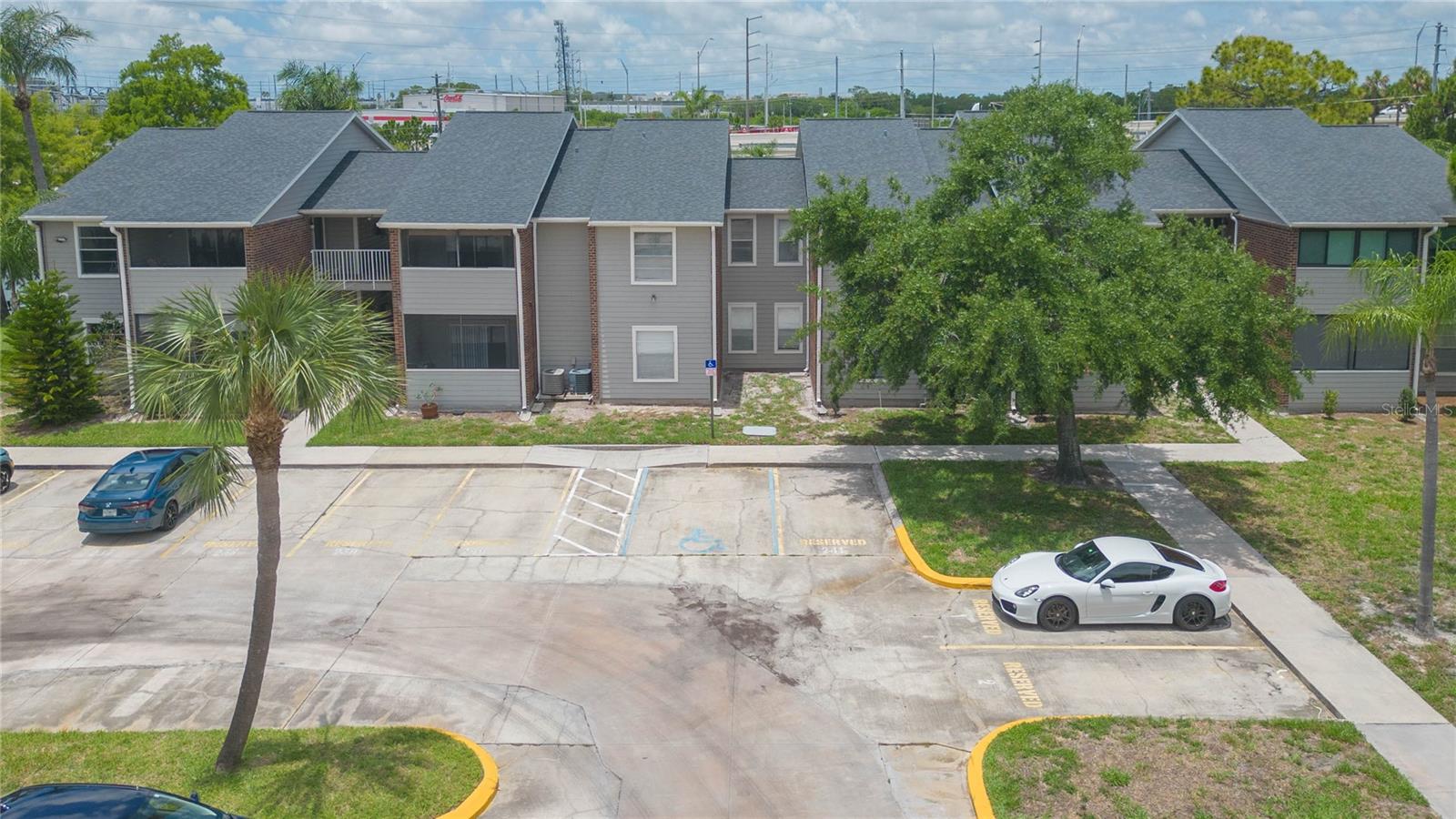 WINDJAMMER CONDO - Residential