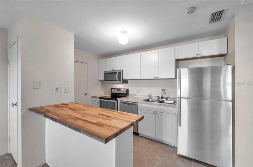 WINDJAMMER CONDO - Residential