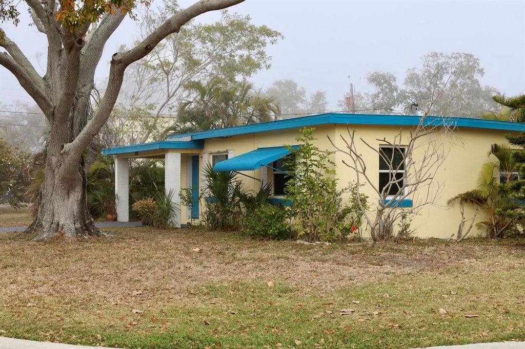 Photo of 200 10th Avenue, Indian Rocks Beach, FL 33785 (MLS # TB8475903)