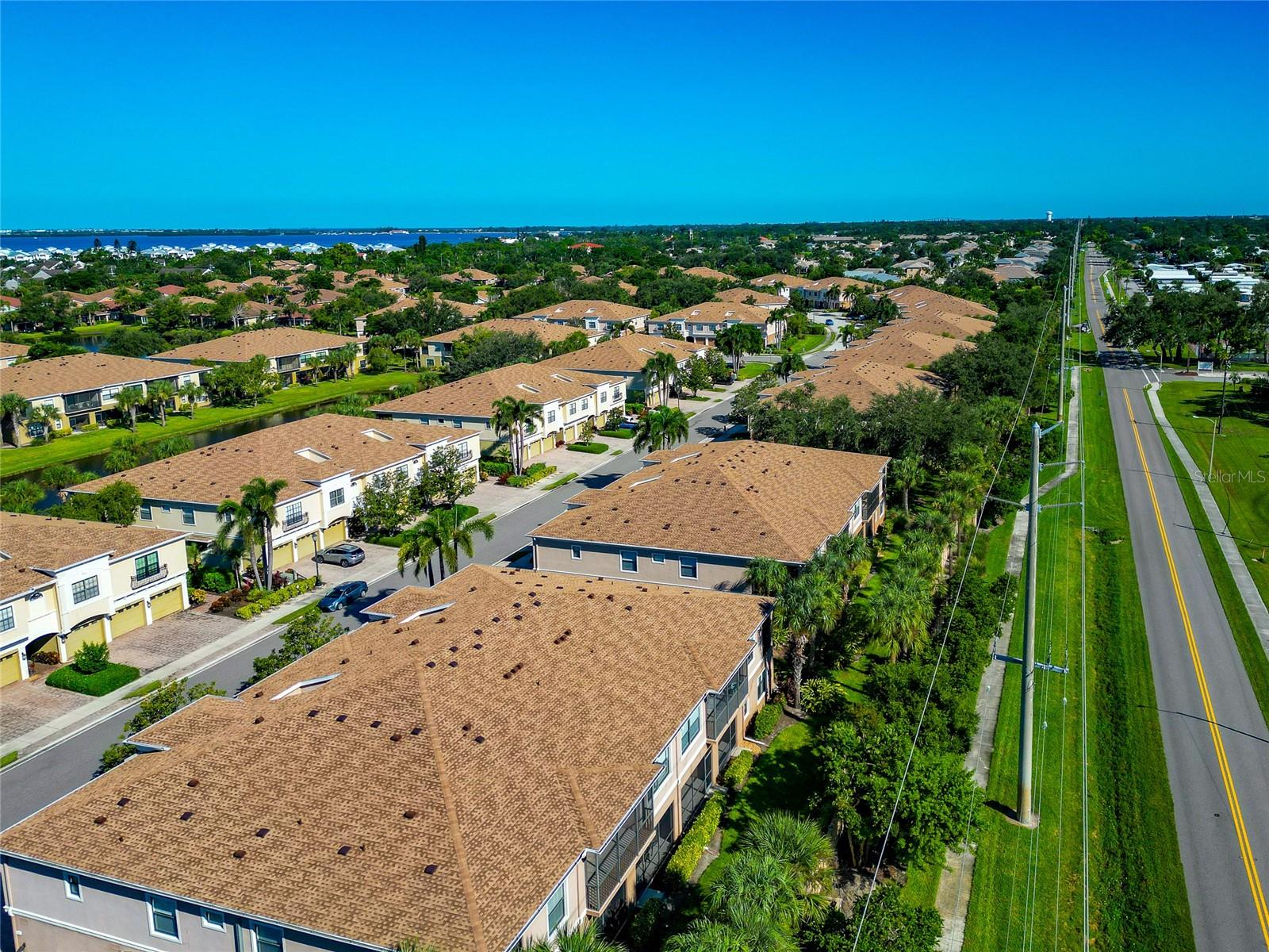 PALMA SOLA TRACE - Residential