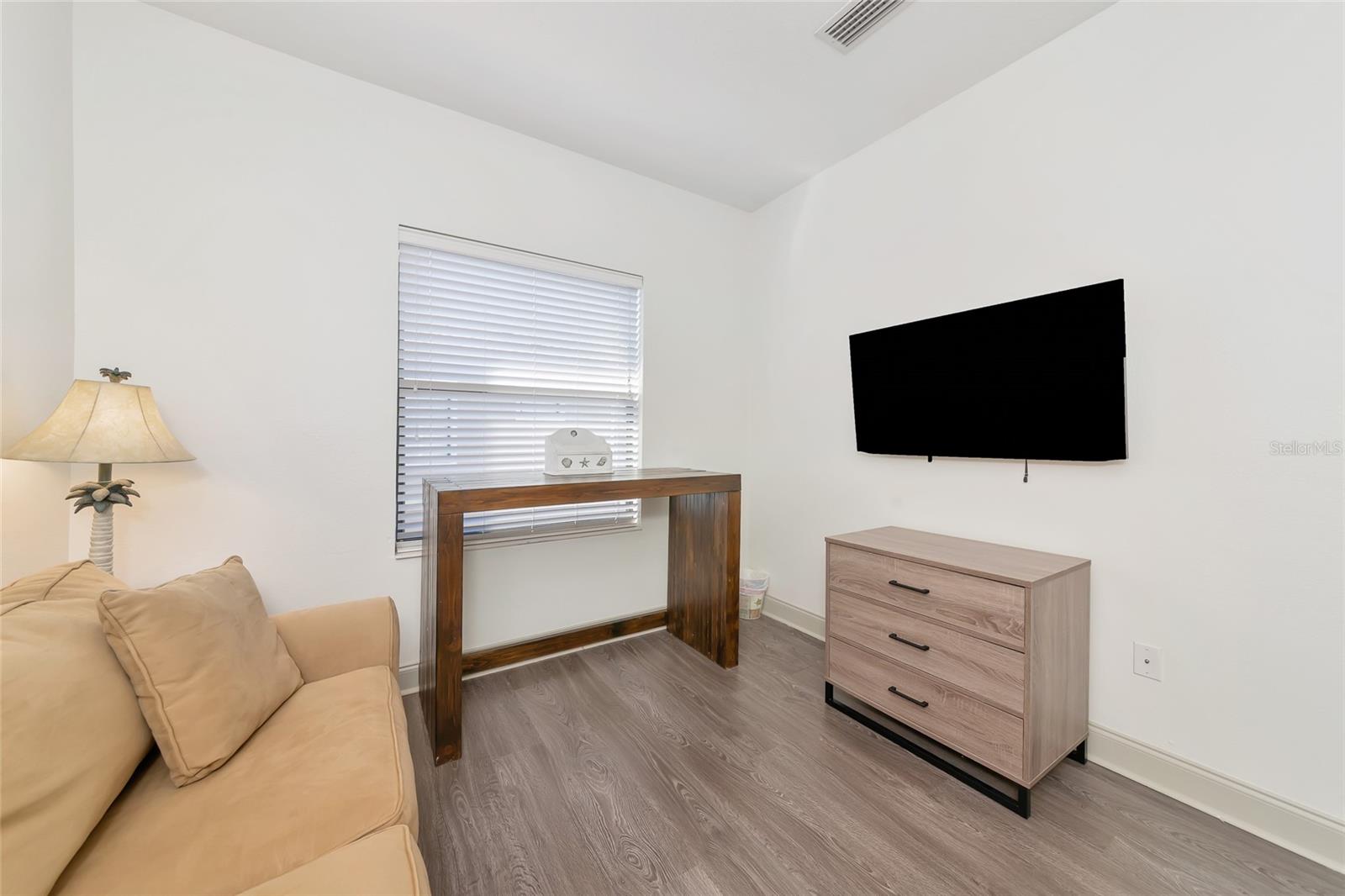 PALMA SOLA TRACE - Residential