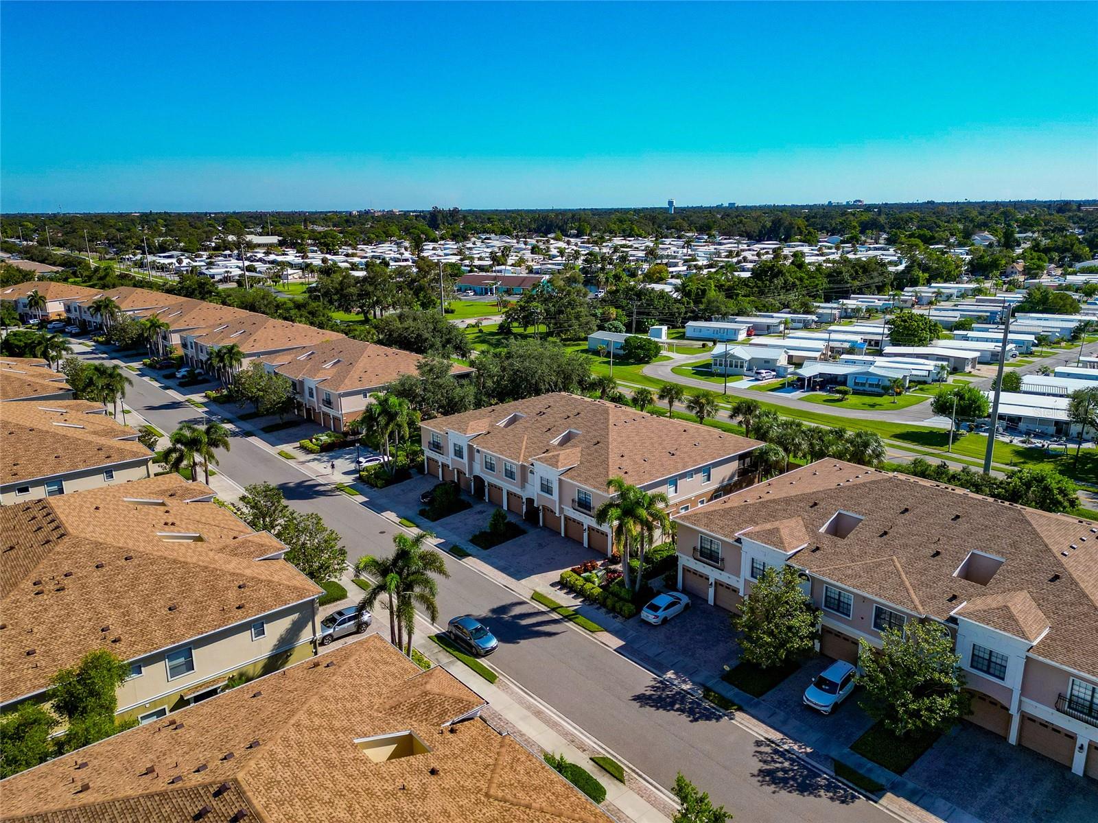 PALMA SOLA TRACE - Residential