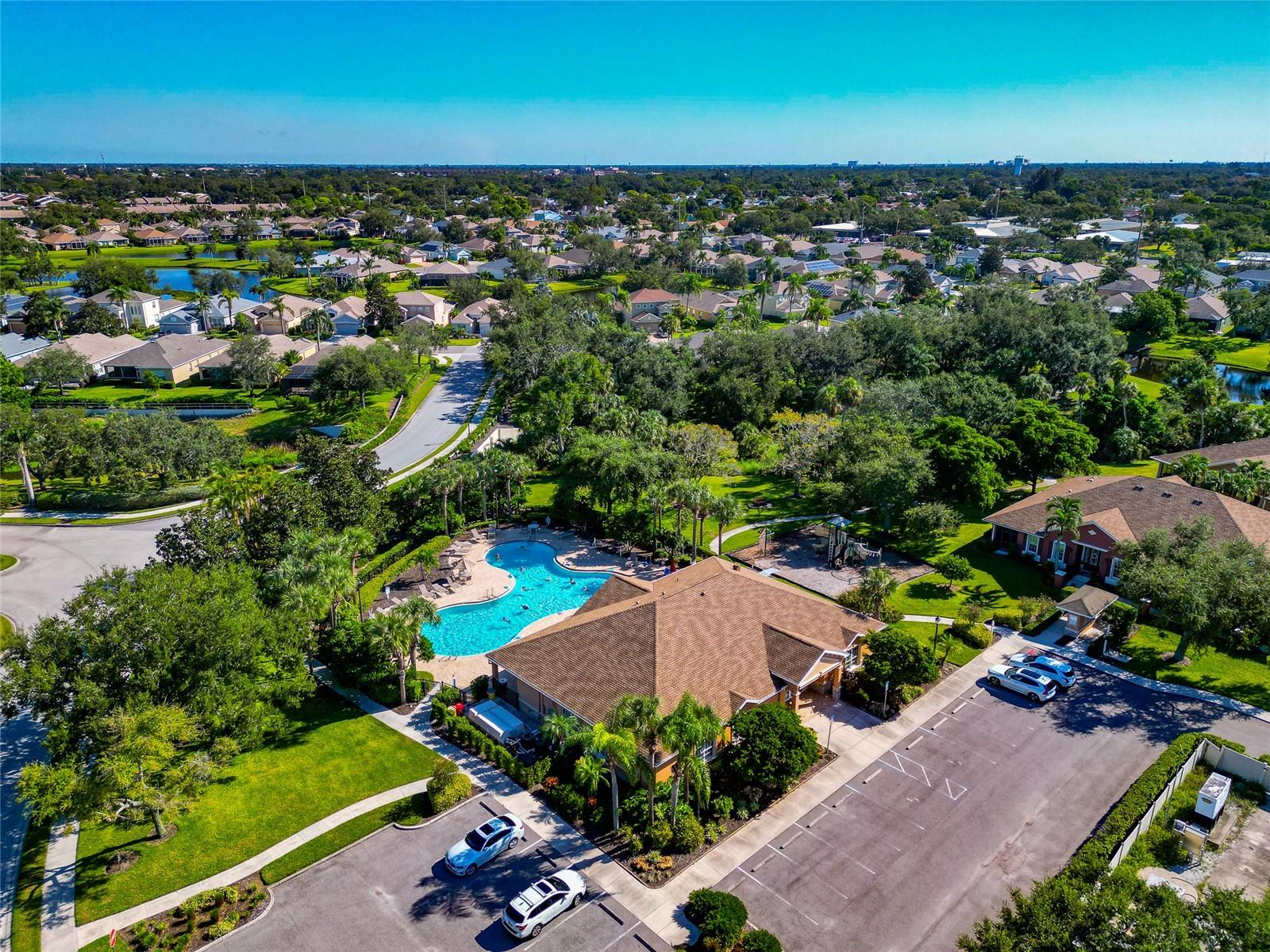 PALMA SOLA TRACE - Residential