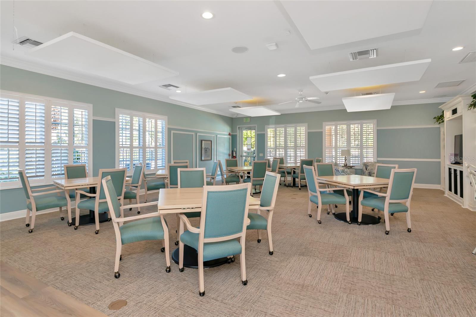 PALMA SOLA TRACE - Residential