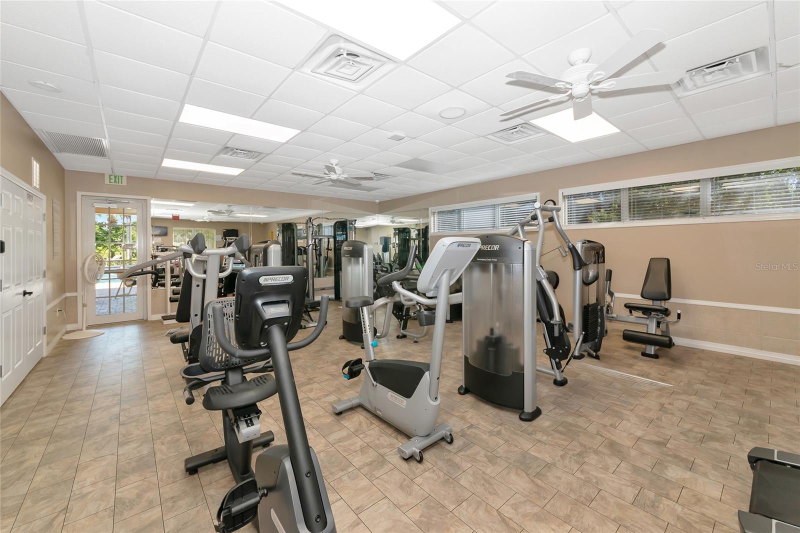 PALMA SOLA TRACE - Residential