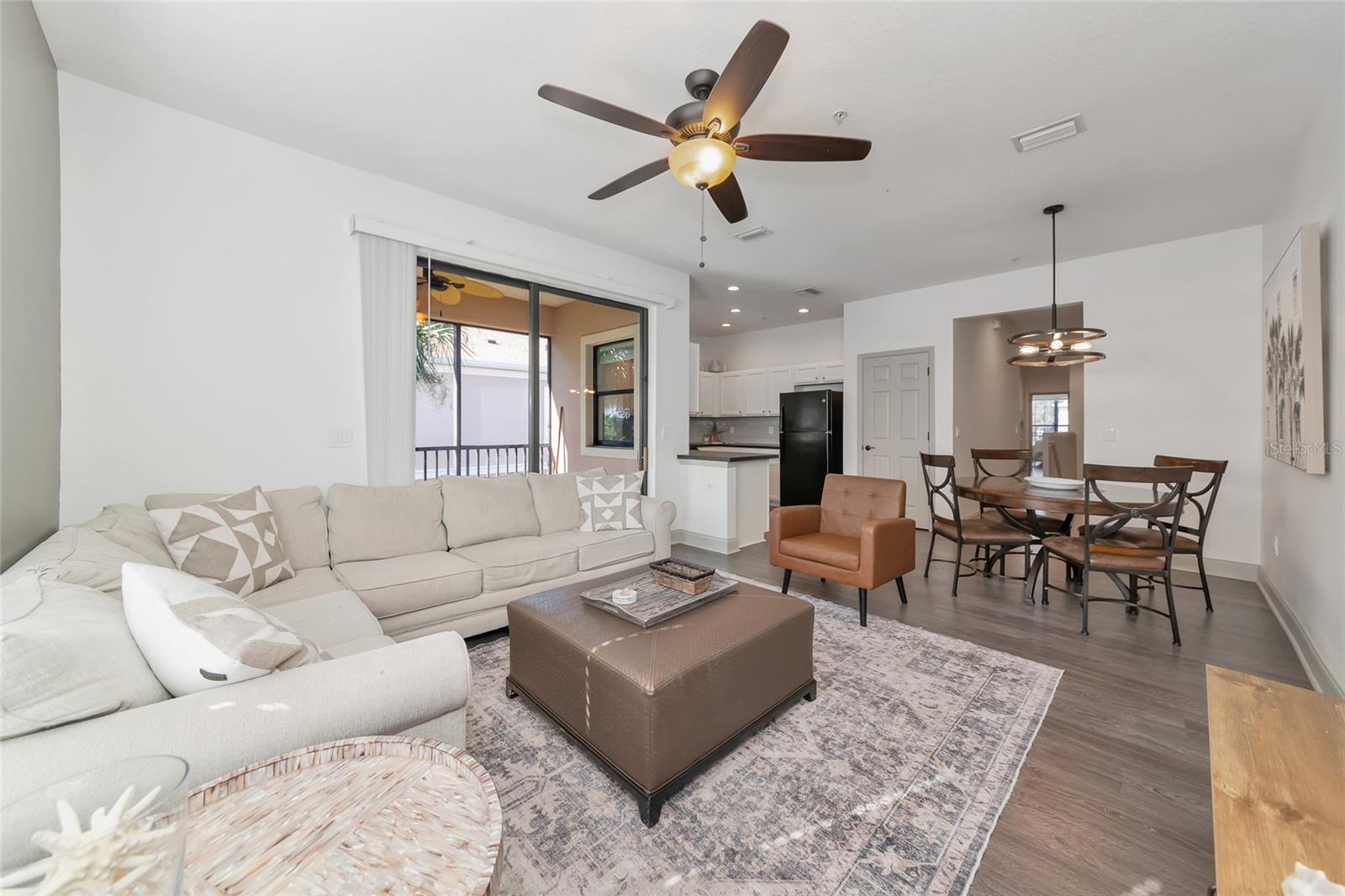 PALMA SOLA TRACE - Residential