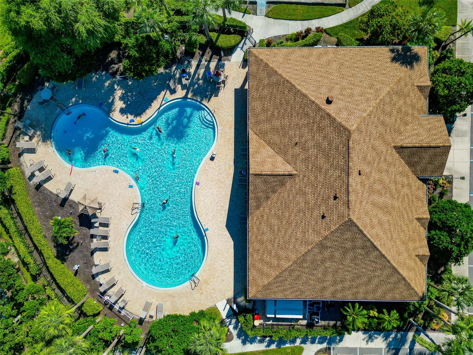 PALMA SOLA TRACE - Residential