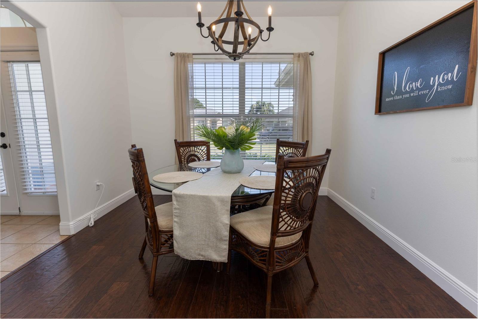 FAIRWAYS/ROLLING HILLS 01 - Residential