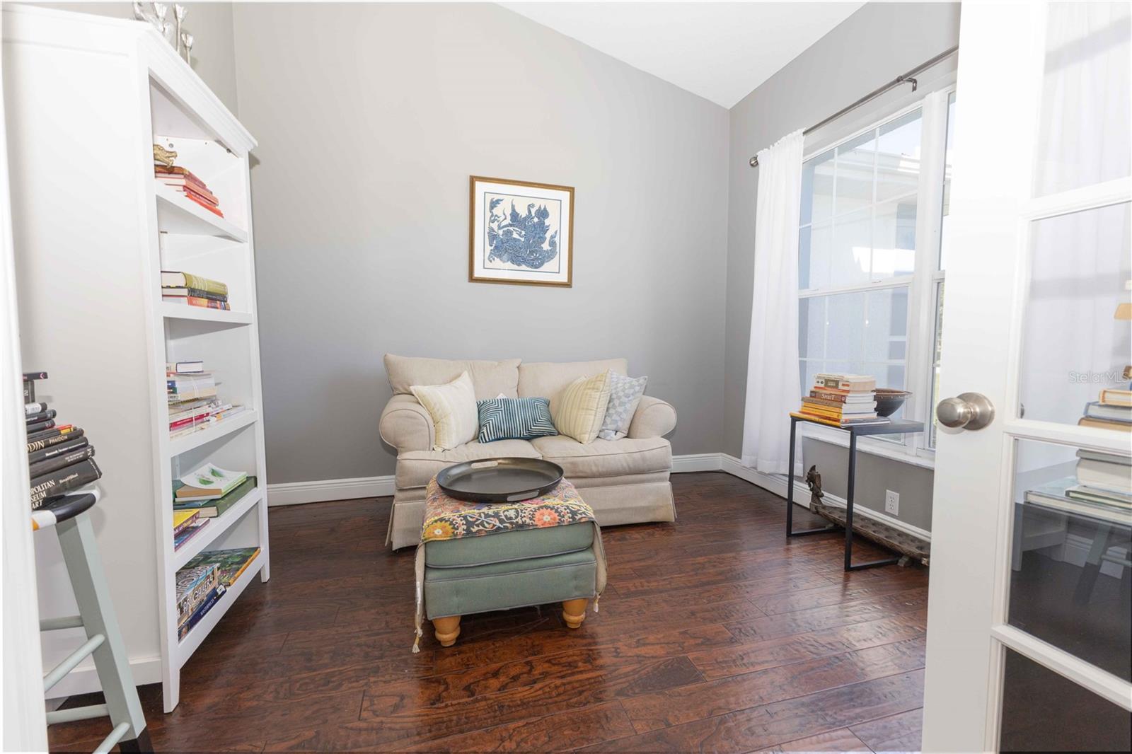 FAIRWAYS/ROLLING HILLS 01 - Residential