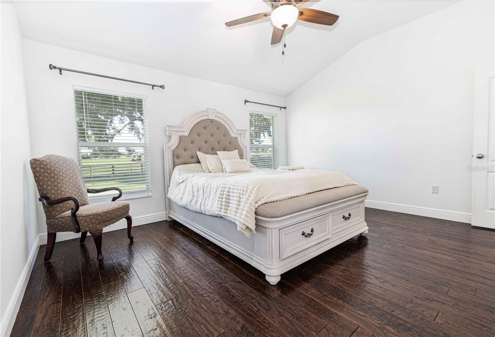 FAIRWAYS/ROLLING HILLS 01 - Residential