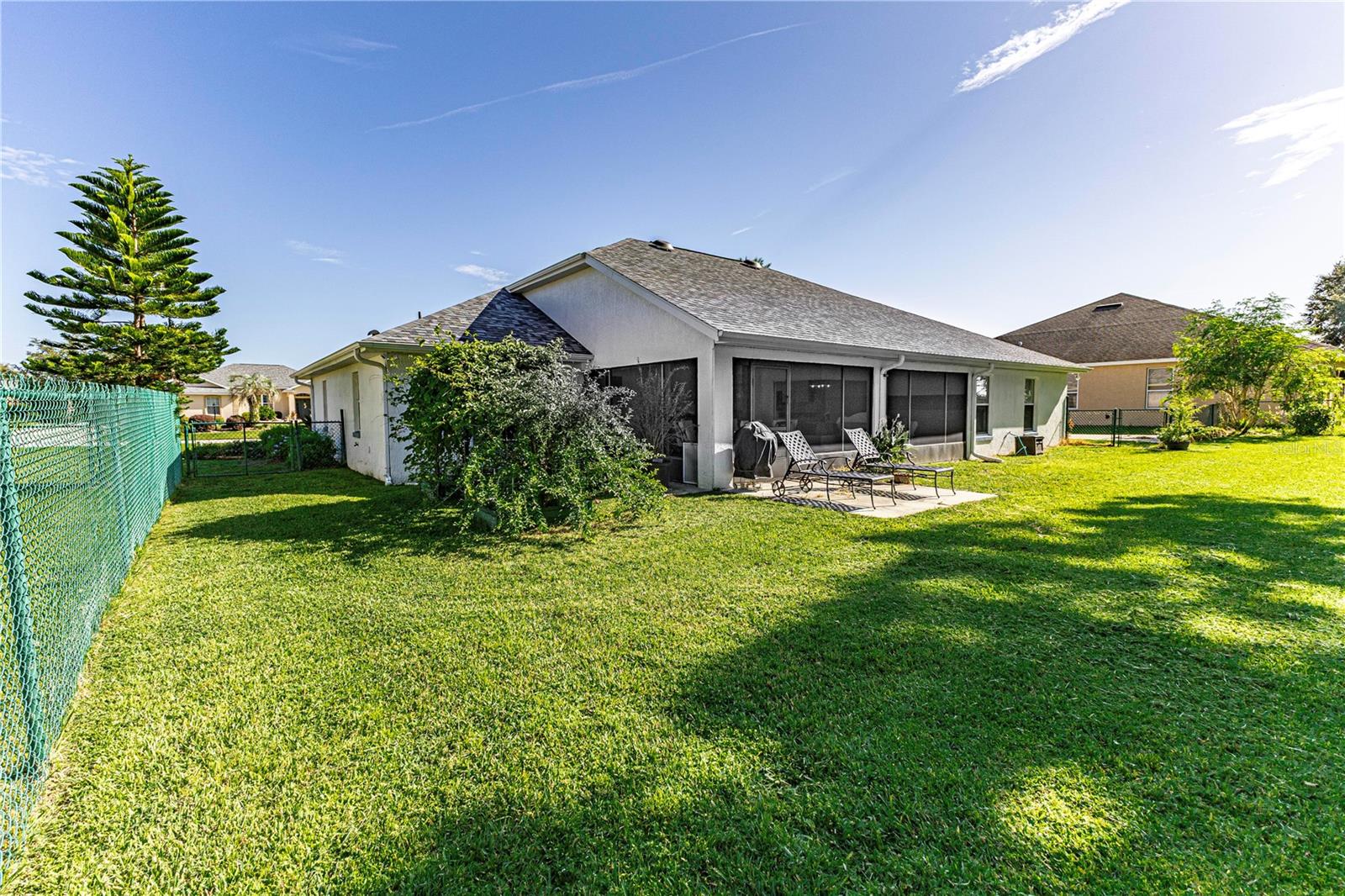 FAIRWAYS/ROLLING HILLS 01 - Residential