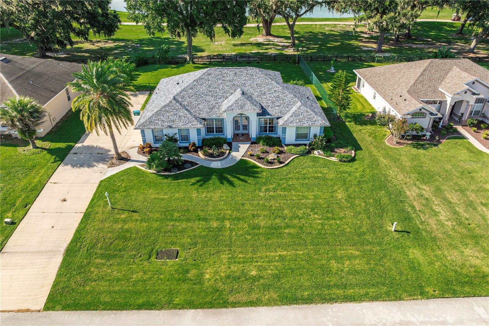 FAIRWAYS/ROLLING HILLS 01 - Residential