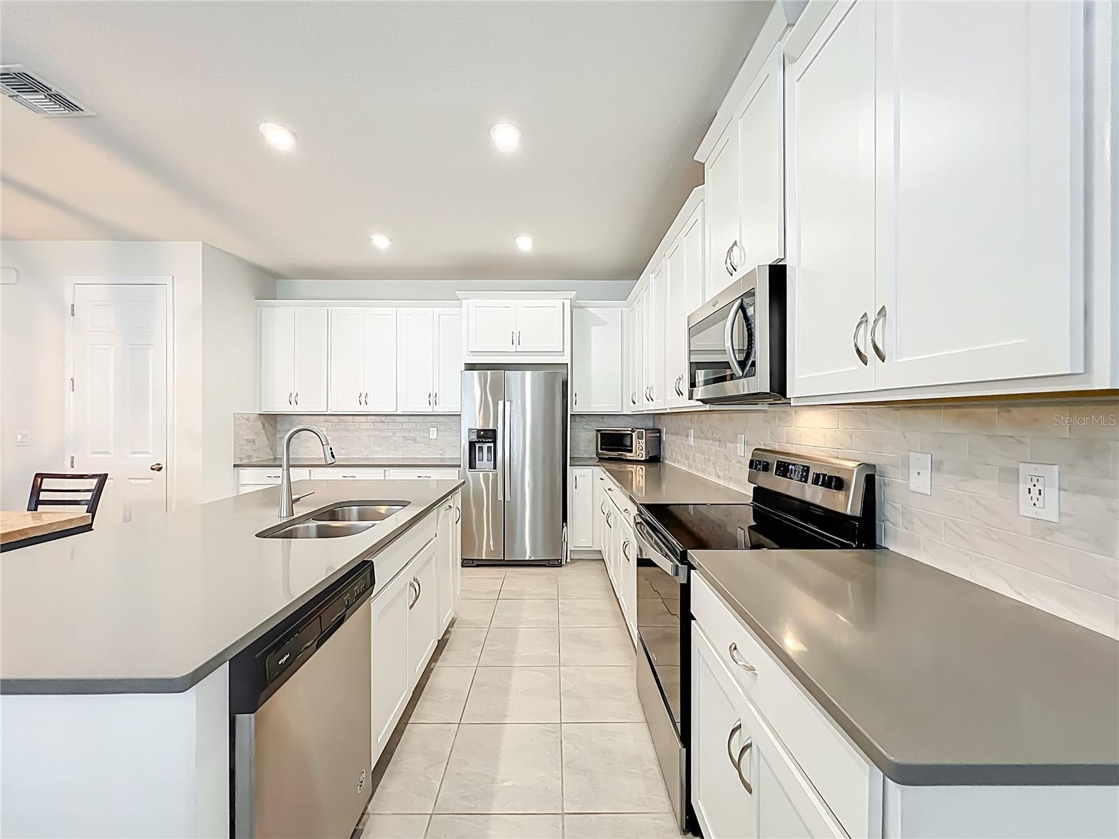 HAWKSMOOR PH 3 - Residential