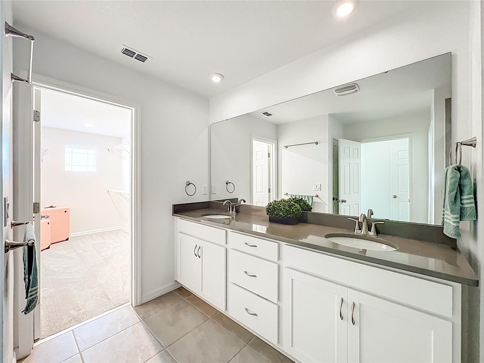 HAWKSMOOR PH 3 - Residential