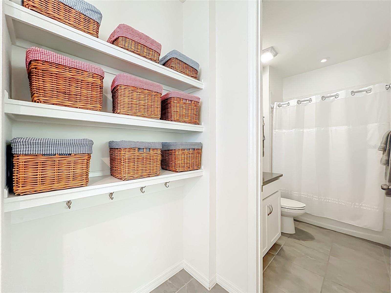 HAWKSMOOR PH 3 - Residential