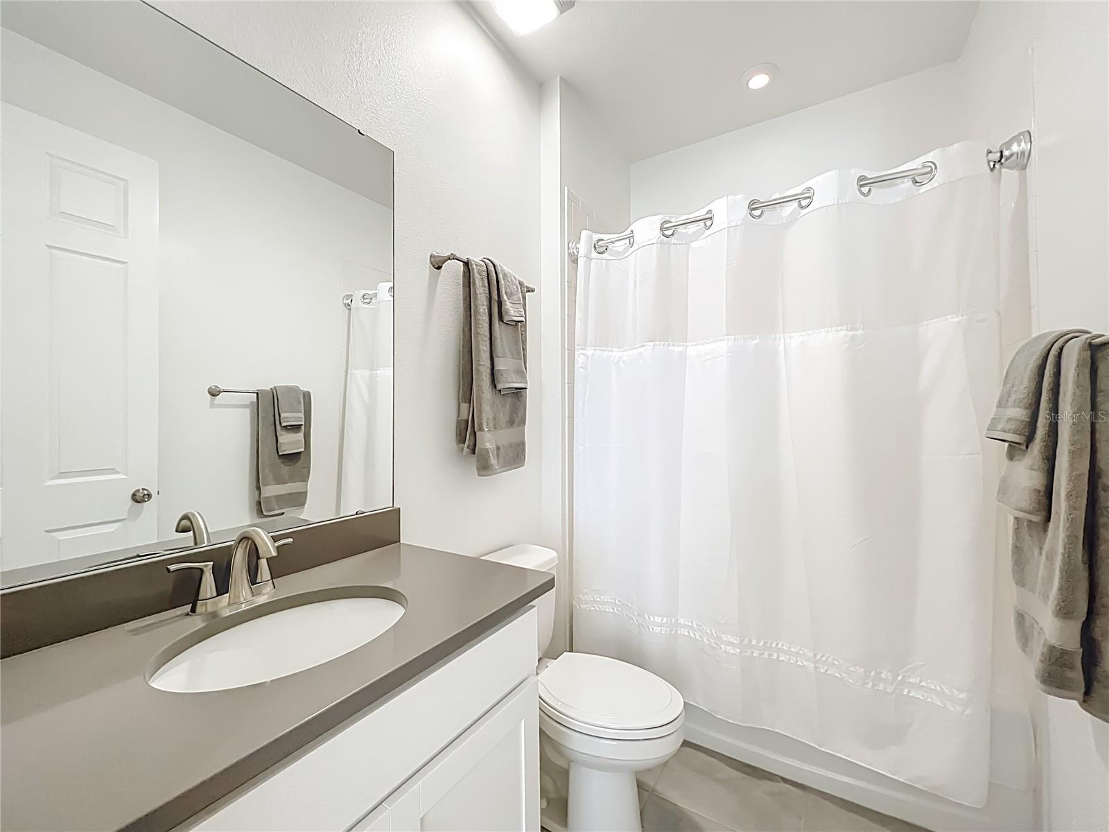 HAWKSMOOR PH 3 - Residential